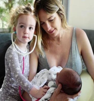 Gina Kimmel Husband's Jimmy Kimmel With His Current Family